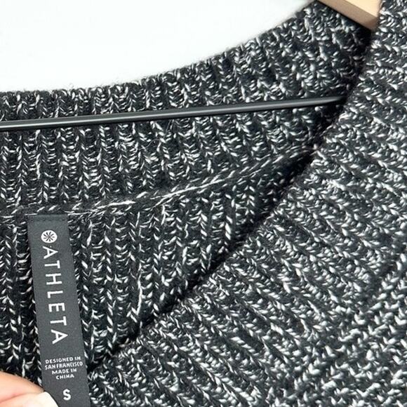 Athleta Shasta V-neck Sweater Heathered Black size Small - Picture 7 of 7
